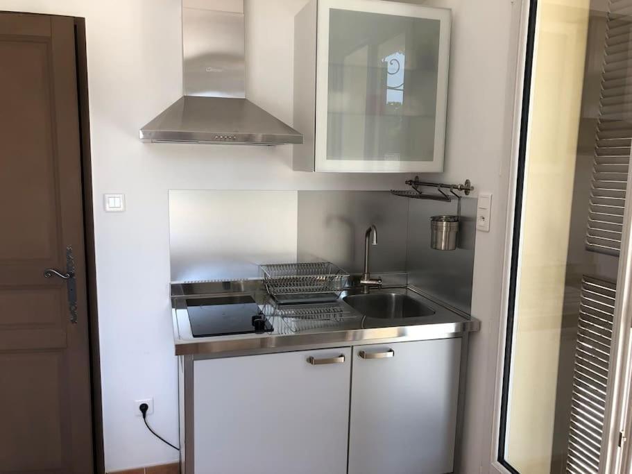 Appartement Dans Bastide A Saint Remy De Provence Buitenkant foto